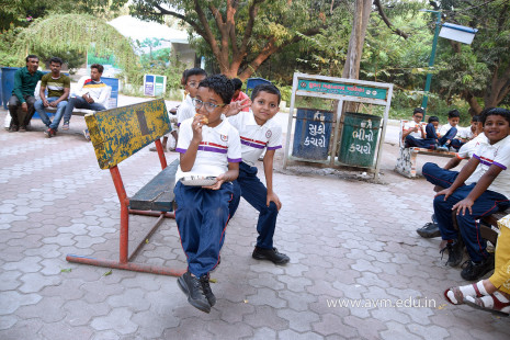Std 1 to 4 Visit to Dr Shyamaprasad Mukherji Zoological Garden (110)