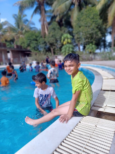 42 - Std 1 & 2 Chill out at Swimming Pool