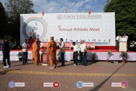 5--Opening-Ceremony-Smrutis-of-the-19th-Atmiya-Athletic-Meet-2023-24