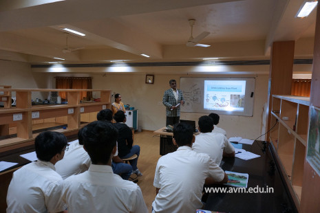 Std 11-12 Biology students - Visit to Research Centres (33)
