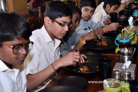 Class 8's field trip to Sugar Factory and Cotton Mill (104)