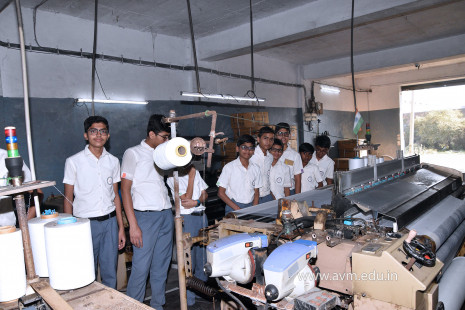 Class 8's field trip to Sugar Factory and Cotton Mill (146)