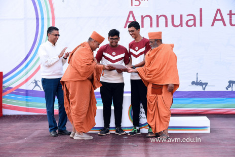 3-Award-Distribution-Ceremony-of-the-15th-Annual-Atmiya-Athletic-Meet-(4)