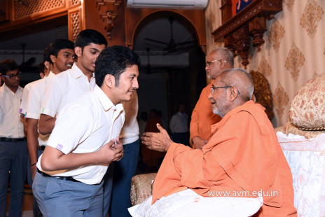 Std-10-11-12-visit-to-Haridham-for-Swamishree's-Blessings-(46)