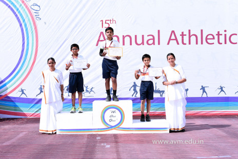 2-Award-Distribution-Ceremony-of-the-15th-Annual-Atmiya-Athletic-Meet-(13)