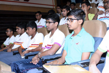 Alumni-Interaction---Sarthak-Jariwala-&-Jay-Tailor---Class-of-2012-(11)