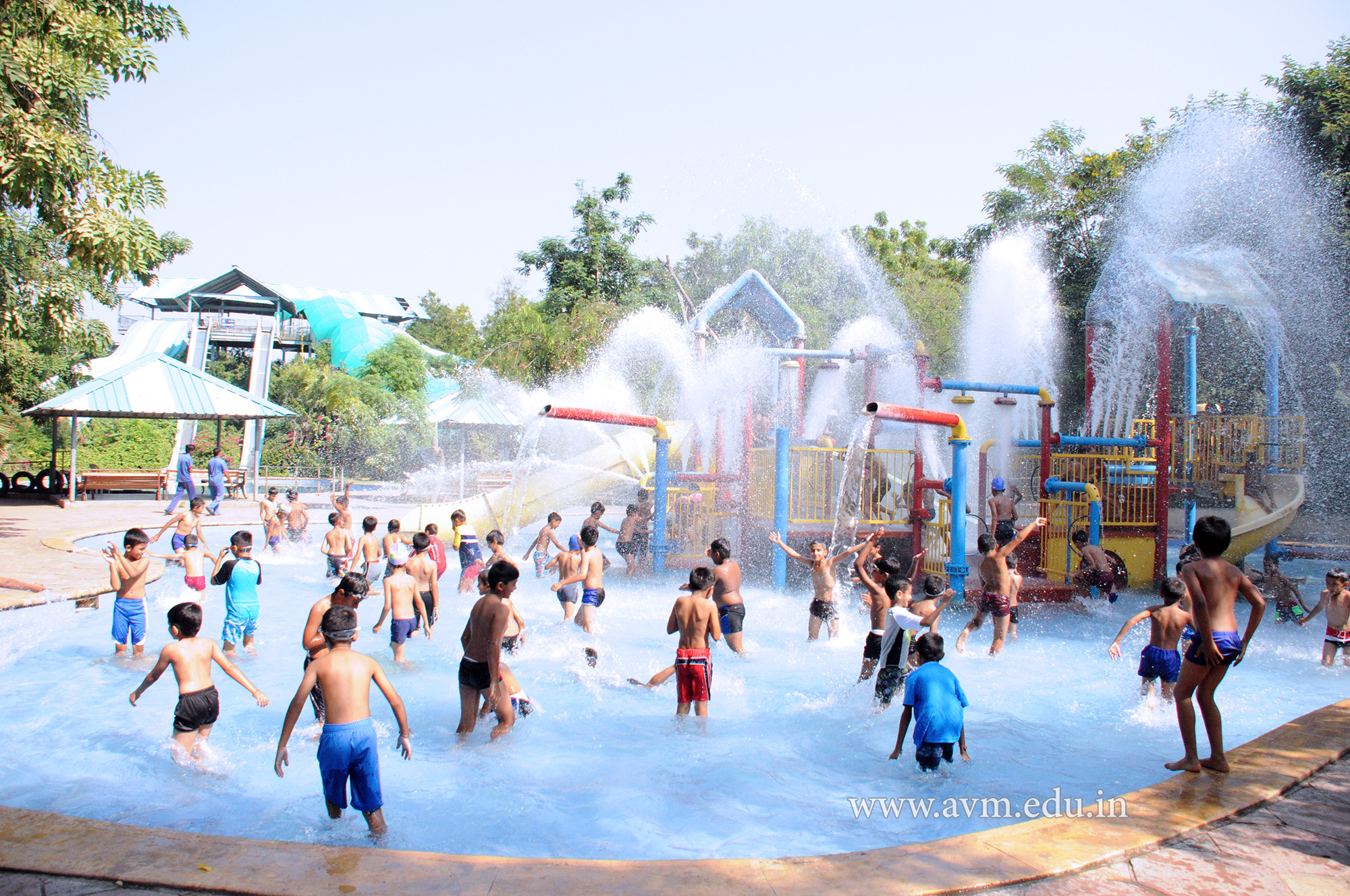 A fun filled trip to Kankaria & Mehsana Water Park by Std 14 Atmiya