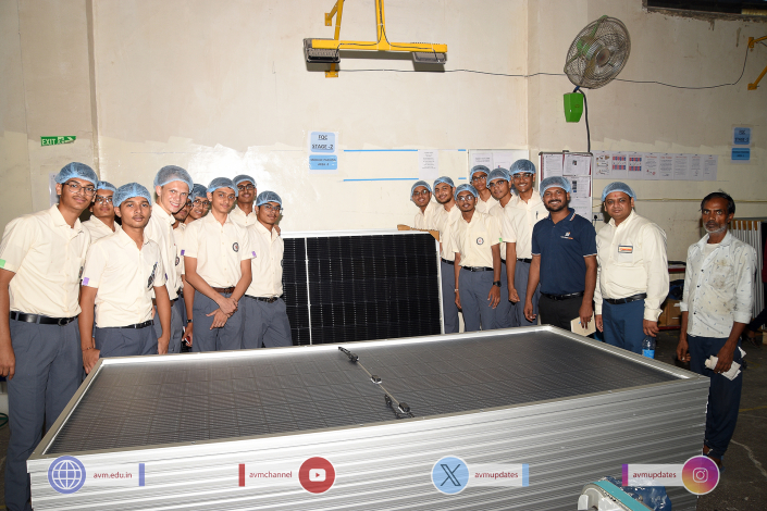 Navigating the Realm of Renewable Energy – A Glimpse into Navitas Solar and Renon India